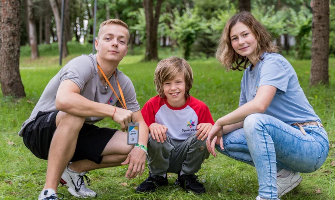 Polyus-zapad.png Полюс запад.png